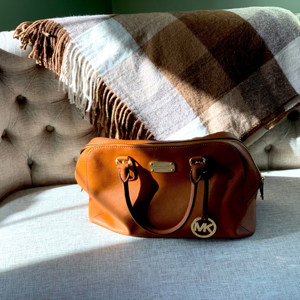 Tan Michael Kors purse. Pristine condition.